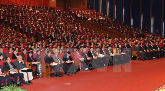 越共十二大：与会代表为建国卫国事业建言献策 ảnh 1