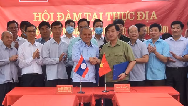 越南与老挝同意增开位于奠边省的一条陆路通道 ảnh 1 越南与老挝同意增开位于奠边省的一条陆路通道 ảnh 1