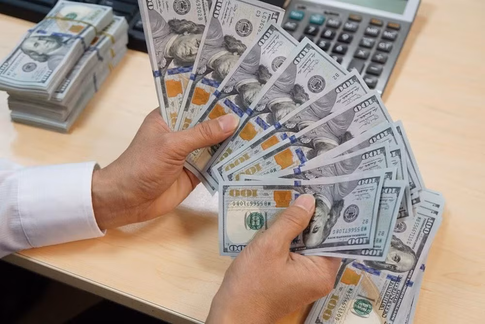 今日上午越盾对美元汇率中间价持续上调1越盾 ảnh 1