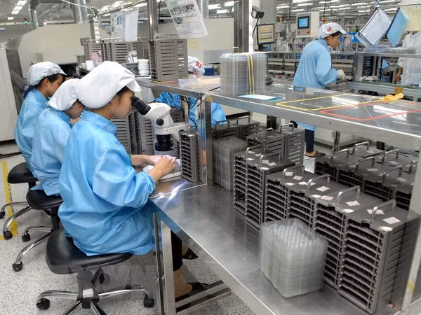 广义省优先吸引投资资金流入石化工业、辅助工业、高科技产业 ảnh 1