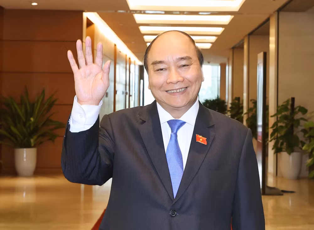 越共十四届国会第十一次会议：国家主席提请国会免去政府总理职务 ảnh 1