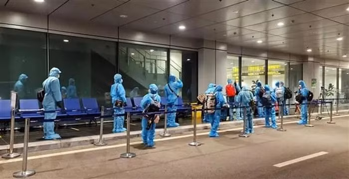 越南加强管理从海外飞往越南的载客航班 ảnh 1
