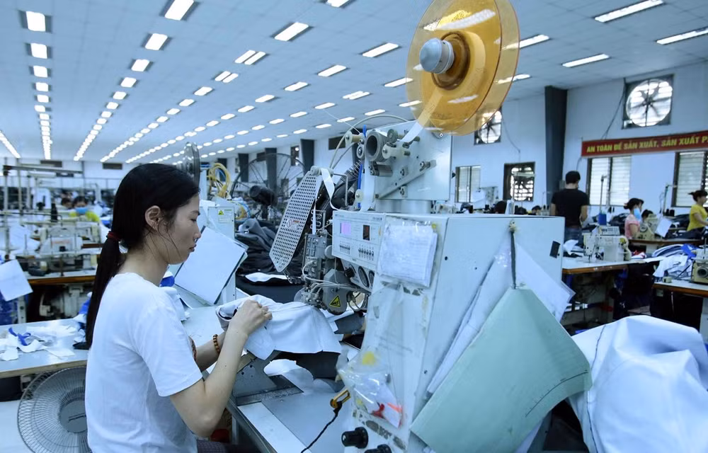 越南中央经济管理研究院:让市场经济成为现实 ảnh 1 越南中央经济管理研究院:让市场经济成为现实 ảnh 1