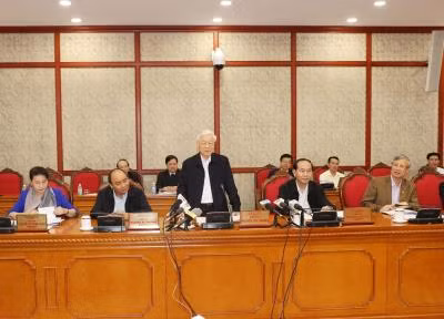 越共中央政治局与胡志明市市委常务委员会举行工作会议 ảnh 1 越共中央政治局与胡志明市市委常务委员会举行工作会议 ảnh 1