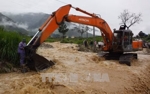 山萝省8人、清化省11人因洪灾死亡失踪 ảnh 1