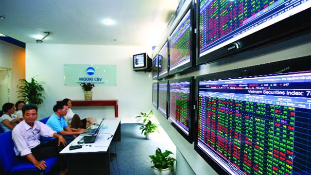 越南证券市场恢复势头强劲 ảnh 1