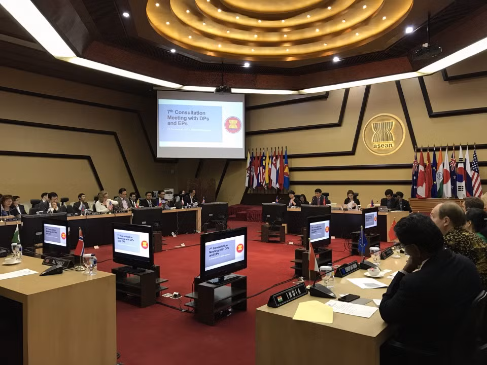 东盟各国加强合作 缩小发展差距 ảnh 2