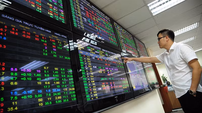 9月份HNX指数环比增长3.5% 日均成交额达6620亿越盾 ảnh 1 9月份HNX指数环比增长3.5% 日均成交额达6620亿越盾 ảnh 1