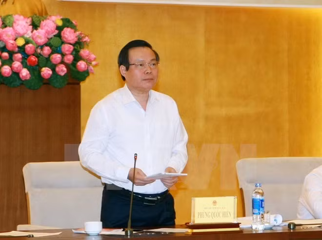 越南国会副主席冯国显会见美国—东盟商务理事会代表团 ảnh 1