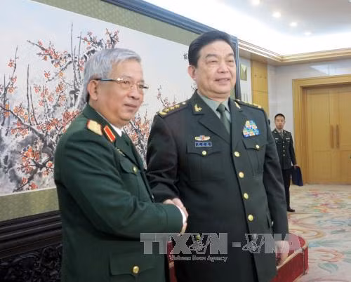 越中进一步推动防务领域务实合作 ảnh 1