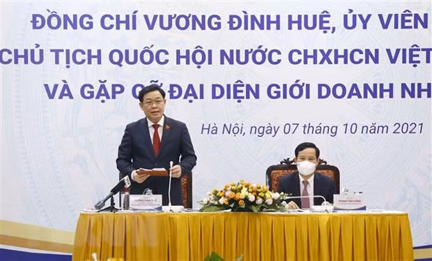 国会主席王廷惠与越南企业家会面 ảnh 1