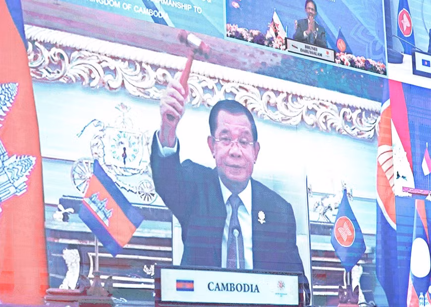 越南政府总理范明政出席东盟峰会及相关系列会议闭幕式 ảnh 2