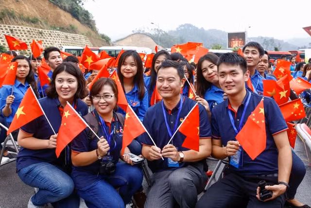 60名青年代表将参加2021年越中青年友好会见活动 ảnh 1