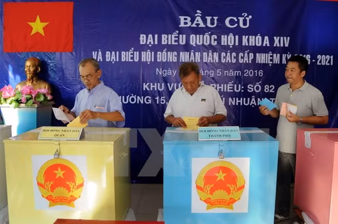 越南国会与各级人民议会代表选举日：充满责任与信心的重大节日 ảnh 1