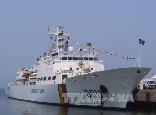 韩国海岸警卫队训练船访问越南 ảnh 1 韩国海岸警卫队训练船访问越南 ảnh 1