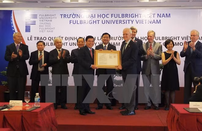 越南富布赖特大学正式揭牌成立 ảnh 1