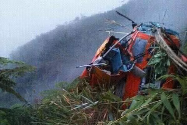 印尼一救援直升机坠毁 8人死亡 ảnh 1