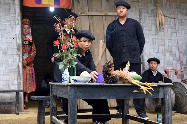 倮倮族的祖先祭祀信仰 ảnh 1