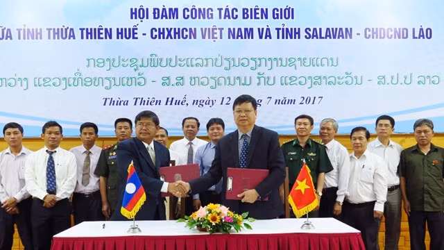 越老建交55周年:合作建设一个和平友谊边界线 ảnh 1 越老建交55周年:合作建设一个和平友谊边界线 ảnh 1