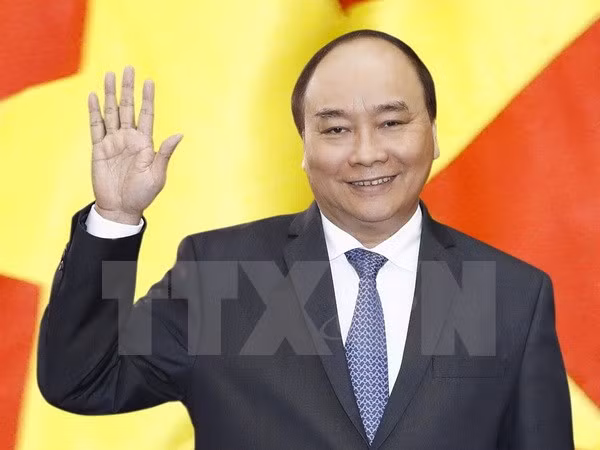 越南政府总理阮春福启程对德国进行访问并出席二十国集团峰会 ảnh 1 越南政府总理阮春福启程对德国进行访问并出席二十国集团峰会 ảnh 1