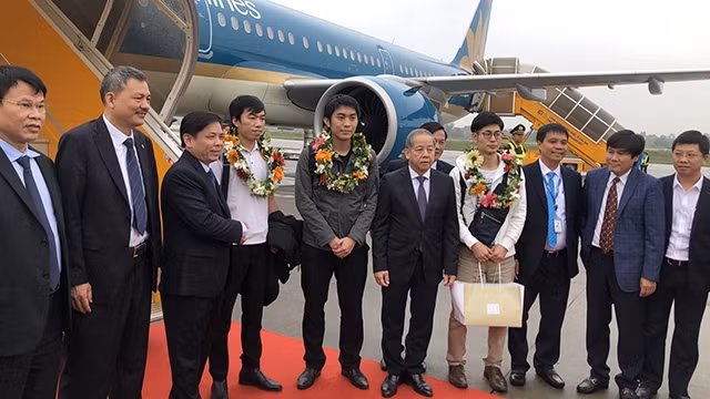 越南航空港总公司迎来2019年第1.15亿名旅客 ảnh 1