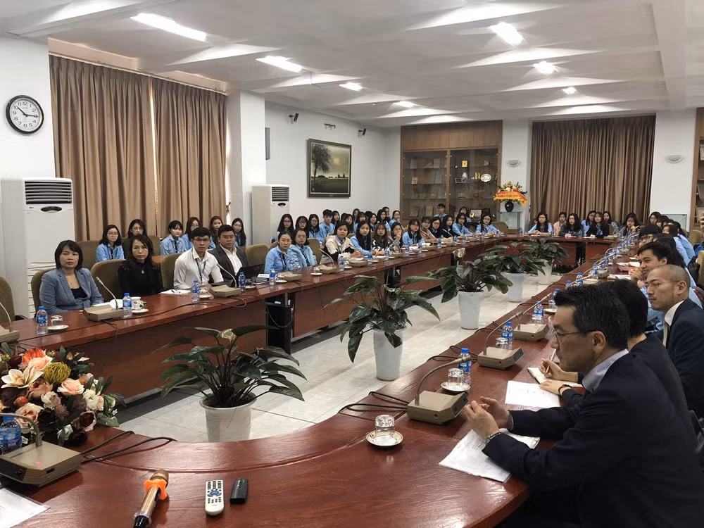 越南与日本应加强合作 致力于亚洲地区的和平与繁荣 ảnh 1