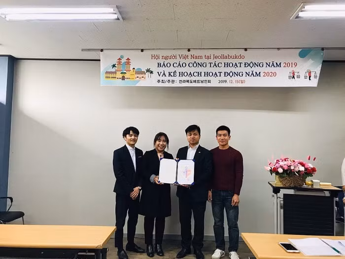 旅韩越南人协会第15个分会正式成立 ảnh 1