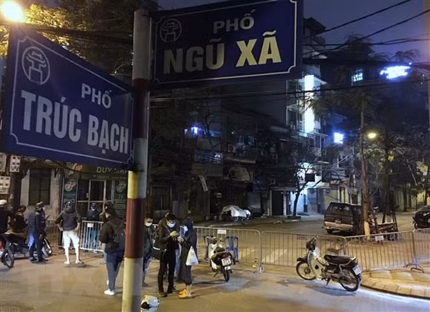  新冠肺炎疫情：越南外交部对外公布河内首例确诊患者的行程轨迹及其住所 ảnh 1