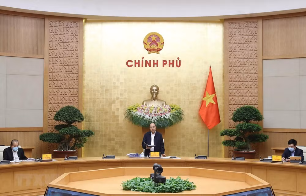 越南政府常务委员会举行会议讨论新冠肺炎疫情应对措施 ảnh 1