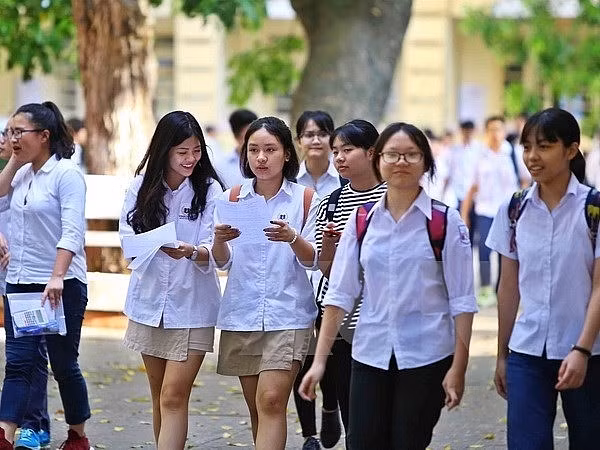 新冠肺炎疫情：河内市全部学校将停课至3月15日 ảnh 1