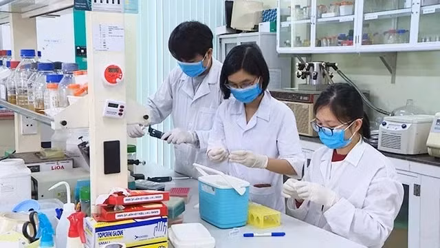 新冠肺炎病毒检测试剂盒研制成功肯定越南医疗技术能力 ảnh 1