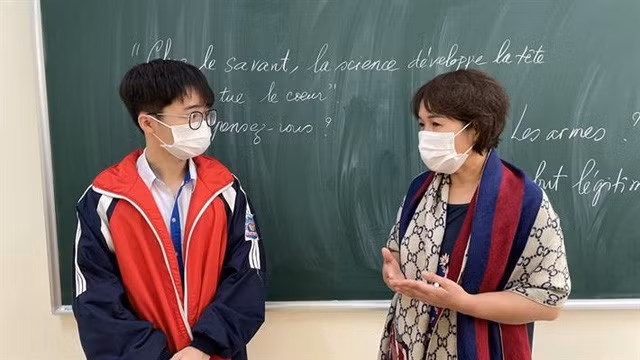越南学生在国际法语奥林匹克竞赛中获得一等奖 ảnh 2 越南学生在国际法语奥林匹克竞赛中获得一等奖 ảnh 2