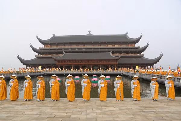 越南尊重和保障宗教信仰自由权 ảnh 1