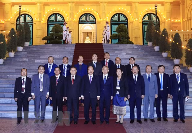 越南国家主席阮春福会见老挝国会主席 ảnh 2 越南国家主席阮春福会见老挝国会主席 ảnh 2