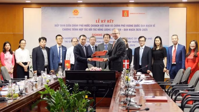 越南与丹麦开展“能源绿化”合作 ảnh 1