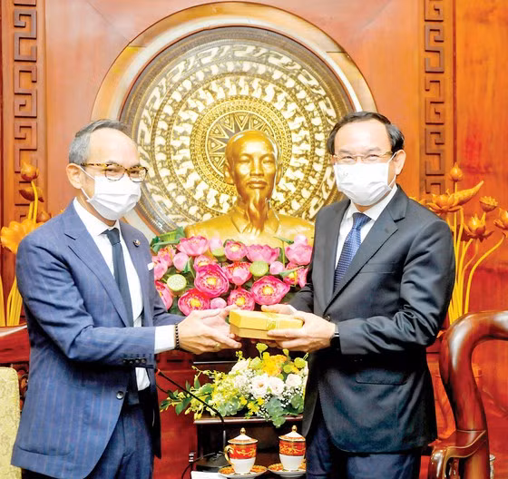 泰国愿与越南加大合作力度 重新开放两国旅游线路 ảnh 1