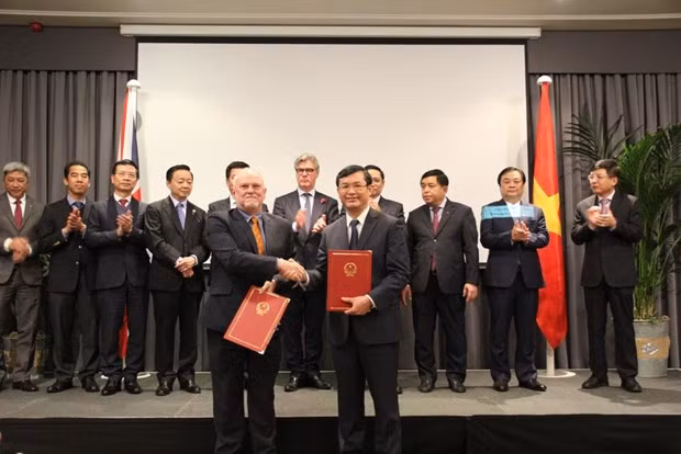 越南与英国加强教育合作 ảnh 1