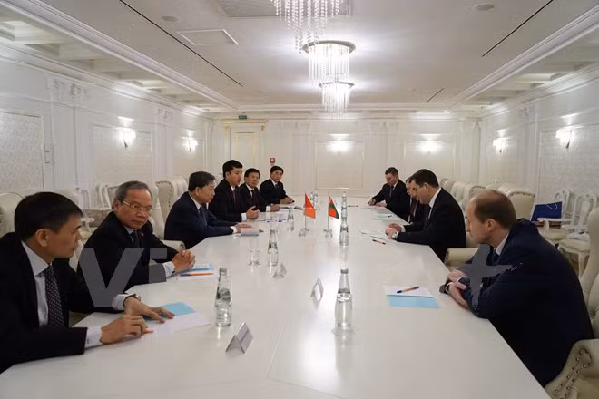 越南公安部长苏林访问白俄罗斯 ảnh 2