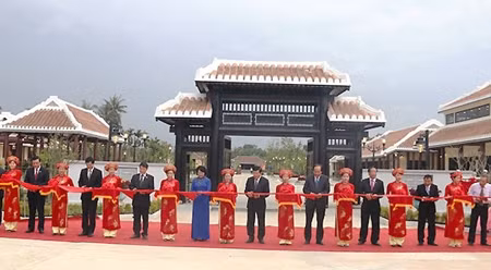 越南国务委员会主席武志公纪念区正式竣工 ảnh 1
