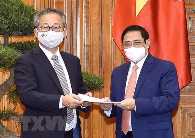 日本驻越大使山田贵雄：两国关系行稳致远 面向“开辟新阶段” ảnh 1