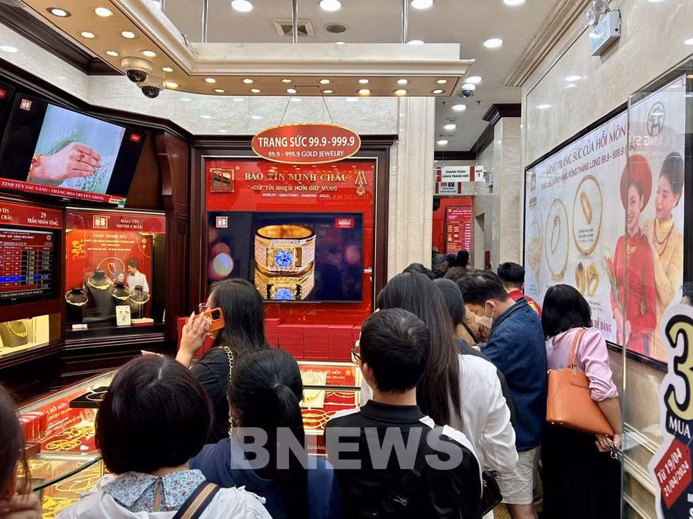 越南银行副行长范青河：增加金条供应 处理价格差异 ảnh 1