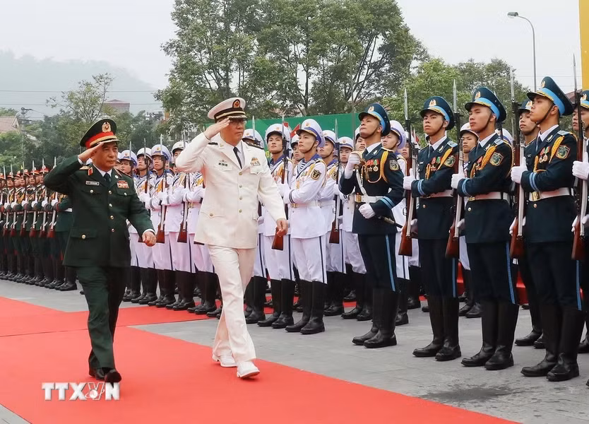 越中第八次边境国防友好交流活动拉开序幕 ảnh 1