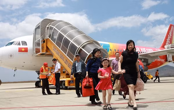 越捷航空推出1.5万张特价机票 庆祝飞往泰国各条新航线开通 ảnh 1