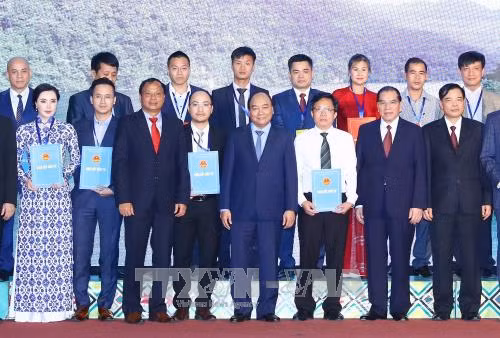 阮春福出席北件省投资促进会 强调对让人民获益的领域投资是该做的事 ảnh 1