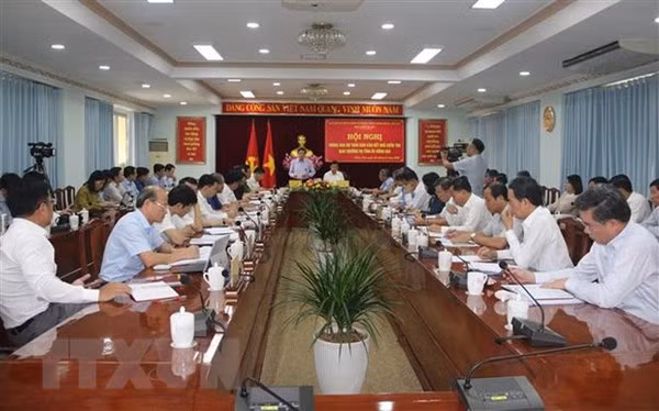 越南政府总理要求坚持节俭、廉正、不腐败的作风建设 ảnh 1 越南政府总理要求坚持节俭、廉正、不腐败的作风建设 ảnh 1