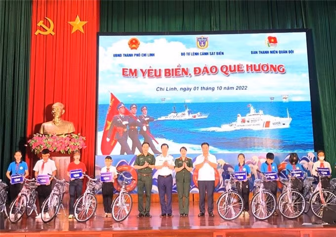 “我爱家乡海洋岛屿”竞赛：弘扬爱国主义精神 维护祖国领海主权 ảnh 1