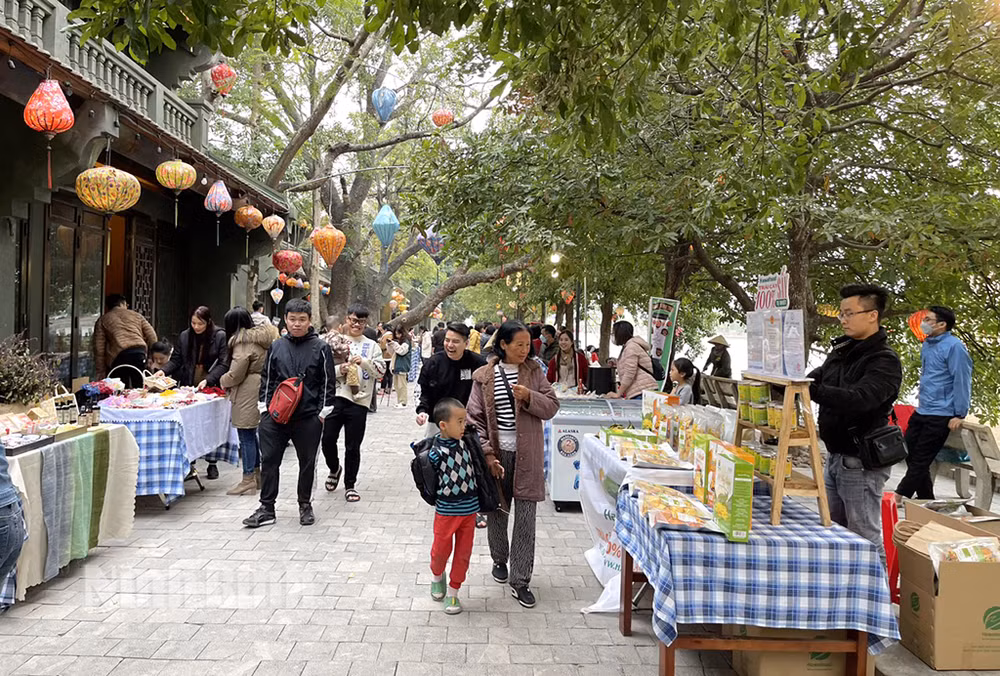 省级集市-宁平省独具特色的旅游产品 ảnh 1 省级集市-宁平省独具特色的旅游产品 ảnh 1