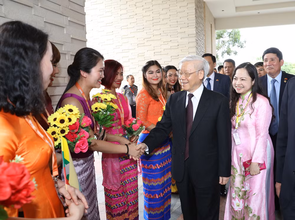 越通社简讯2017.8.24 ảnh 1