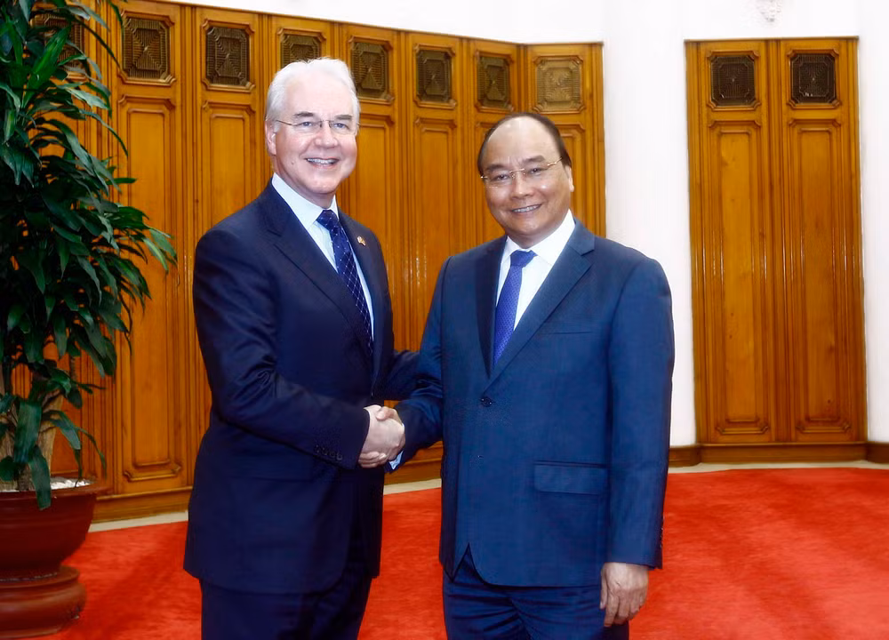 政府总理阮春福会见美国卫生与公众服务部部长 ảnh 1 政府总理阮春福会见美国卫生与公众服务部部长 ảnh 1