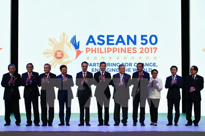 第50届东盟外长会议:越南建议早日启动“东海行为准则”的实质性谈判 ảnh 1 第50届东盟外长会议:越南建议早日启动“东海行为准则”的实质性谈判 ảnh 1